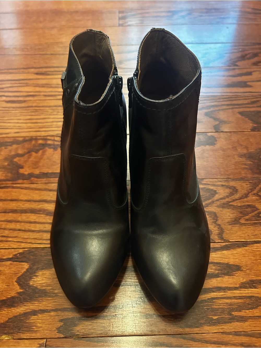 Nero Giardini Black Leather Pointed Ankle Booties